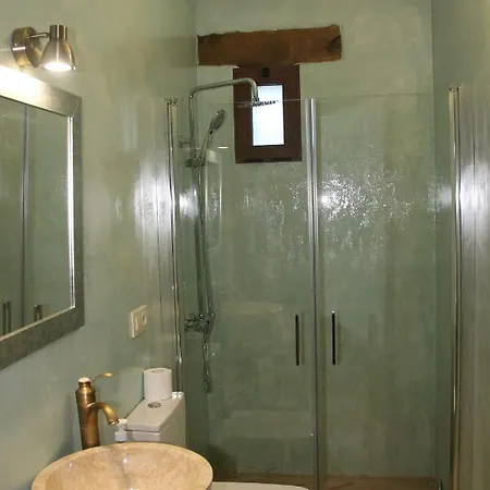 La Pariera Espacio Rural Farm stay El Cerezo